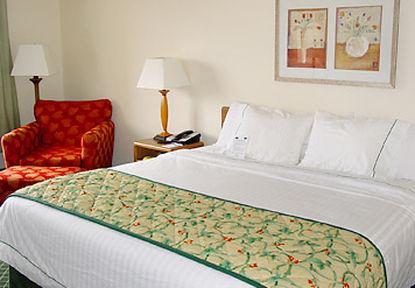 Fairfield Inn & Suites Chicago Тинли-Парк Номер фото